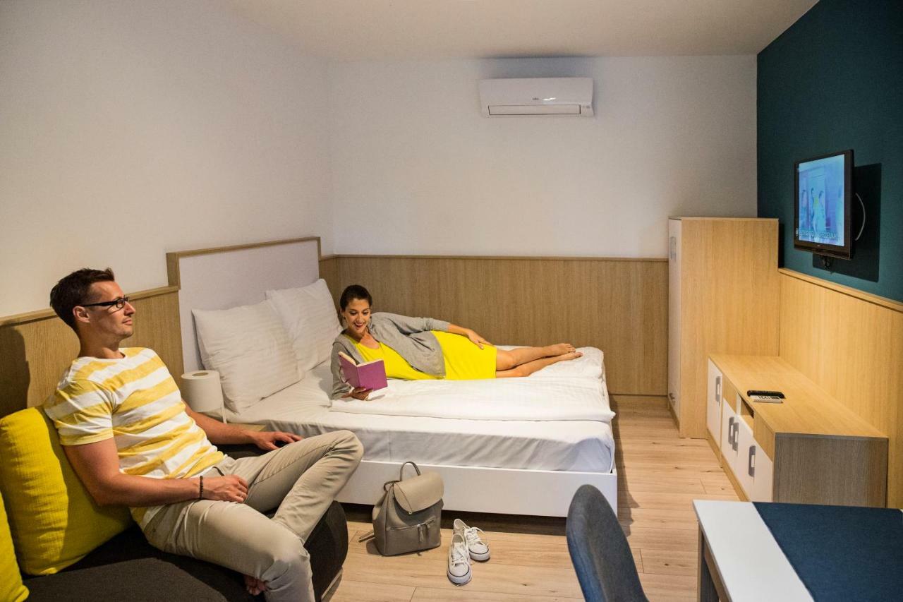 Barack Thermal & Natura Apartments Tiszakecske Luaran gambar