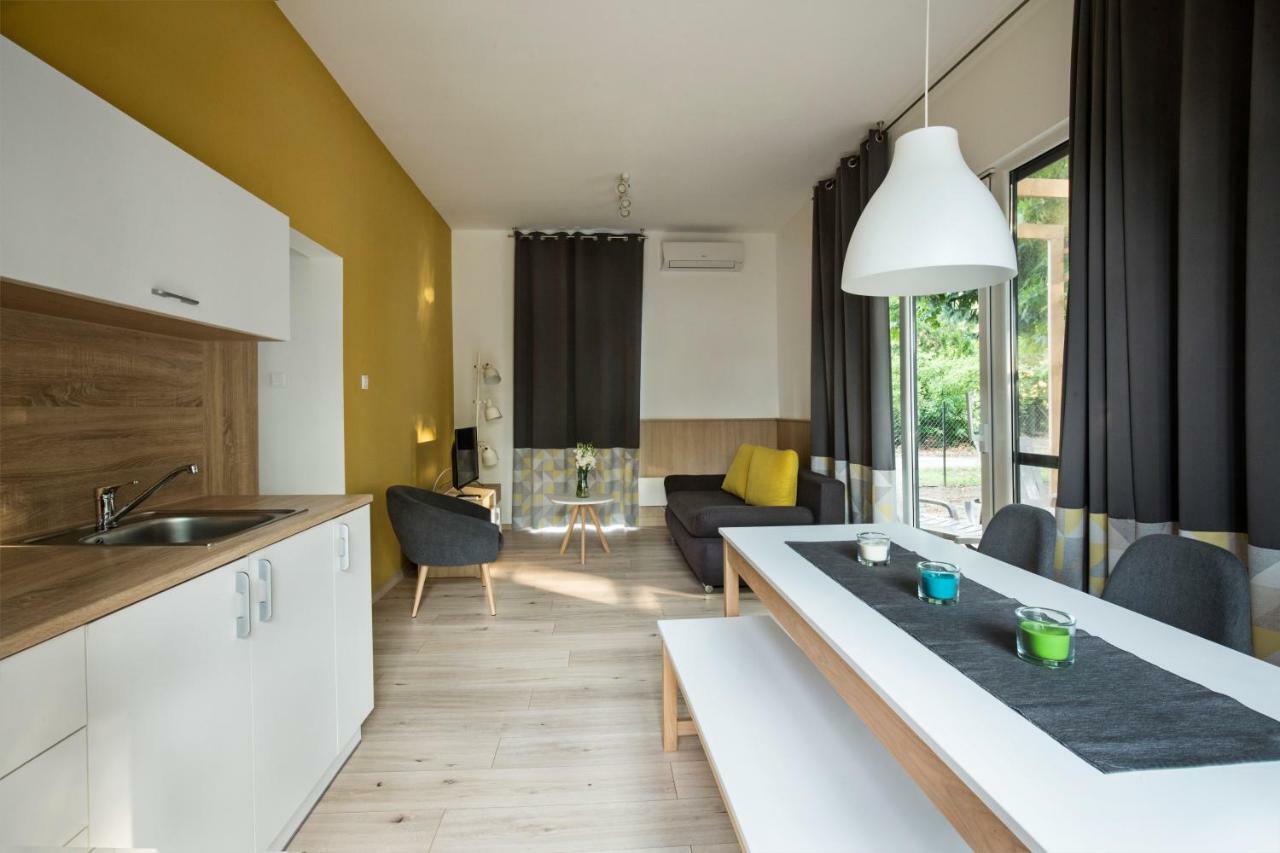 Barack Thermal & Natura Apartments Tiszakecske Luaran gambar